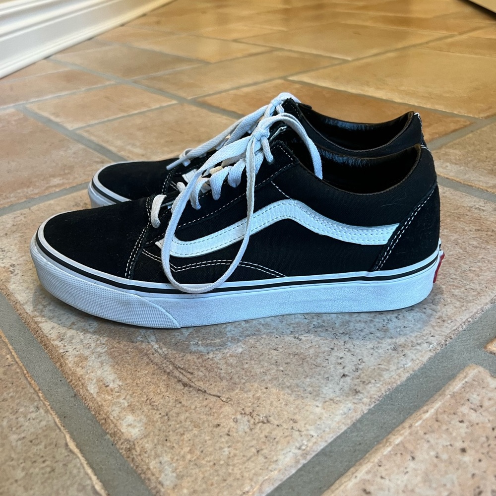 Black Vans